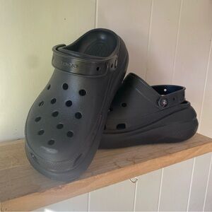 CROCS Classic Black Clogs